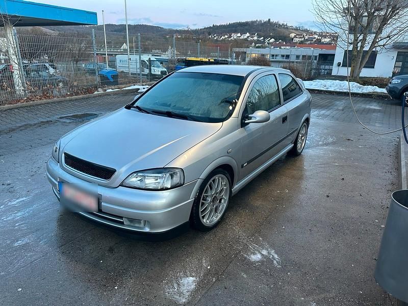 Gebraucht Opel Astra OPC 160 PS (117 kW) 2001 Silber