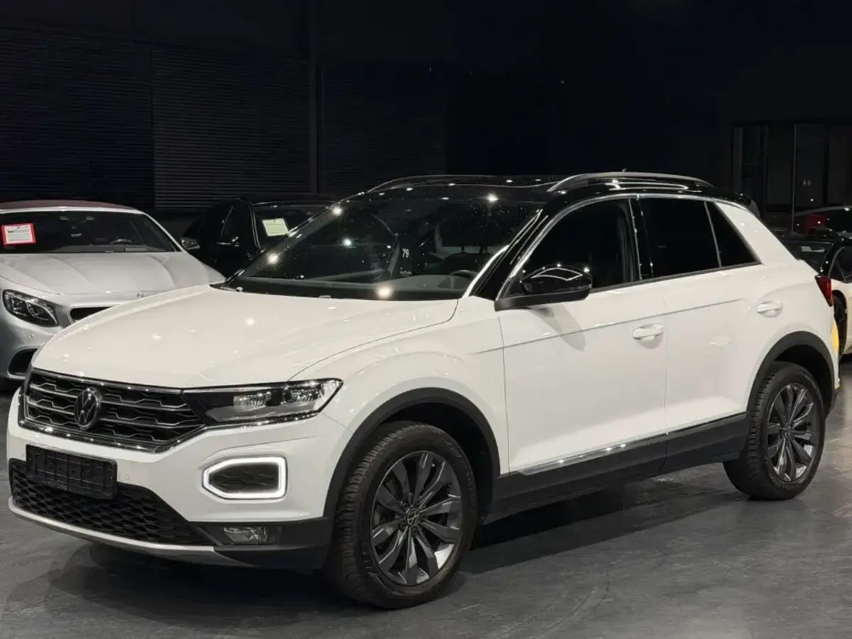 Gebraucht VW T-Roc Sportline 150 PS (110 kW) 2021 Pure white SUV