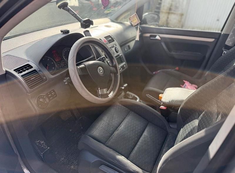 Gebraucht VW Touran 105 PS (77 kW) 2007 Grau Van / Kleinbus