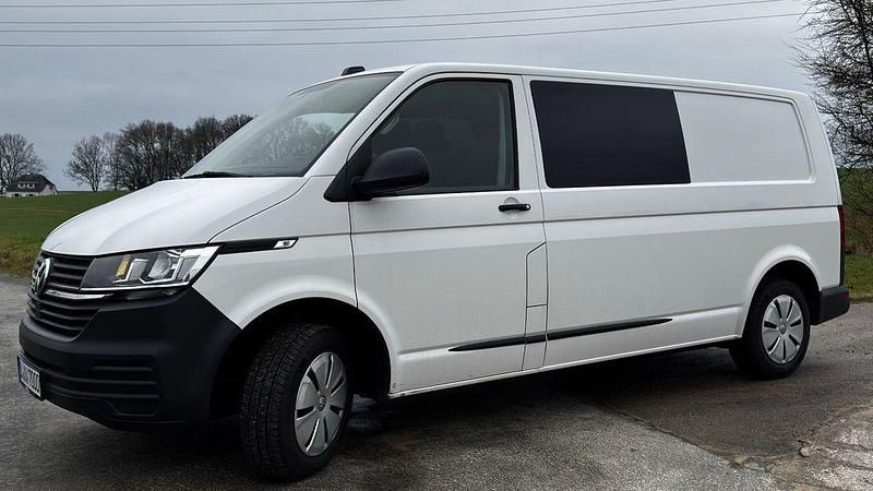 Używany VW Transporter 110 KM (80 kW) 2021 Biały Van