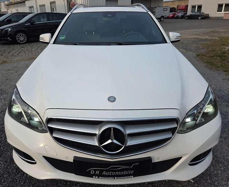 Gebraucht Mercedes E250 204 PS (150 kW) 2014 Weiß Kombi