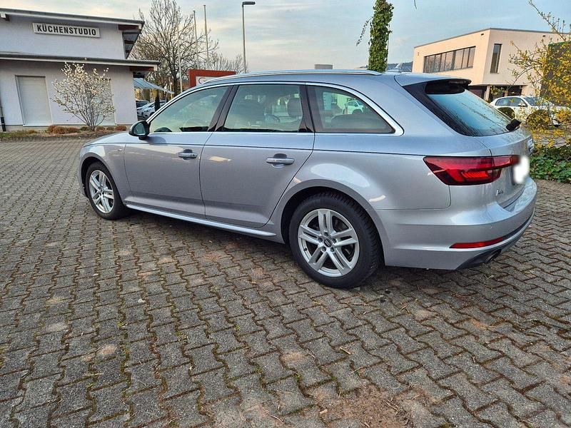 Gebraucht Audi A4 S-Line 150 PS (110 kW) 2017 Silber Kombi