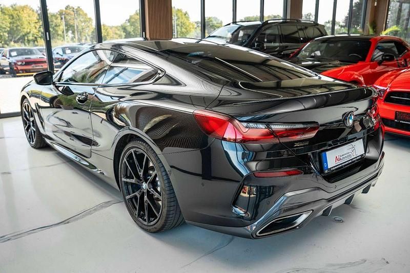 Gebraucht BMW M850 530 PS (389 kW) 2021 Schwarz Coupé
