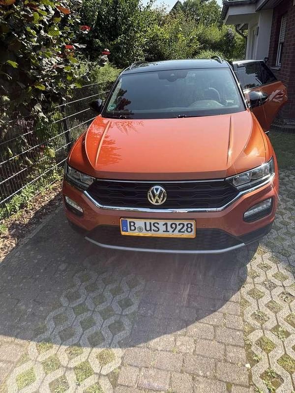 Orange Gebraucht 2020 VW T-Roc United SUV | 21.400 € (Guter Preis) - Bild 1/4