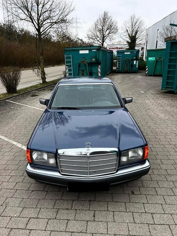 Gebraucht Mercedes E420 218 PS (160 kW) 1987 Blau Limousine