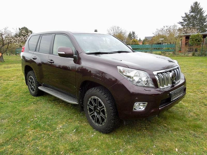 Gebraucht Toyota Land Cruiser Executive 190 PS (139 kW) 2012 SUV