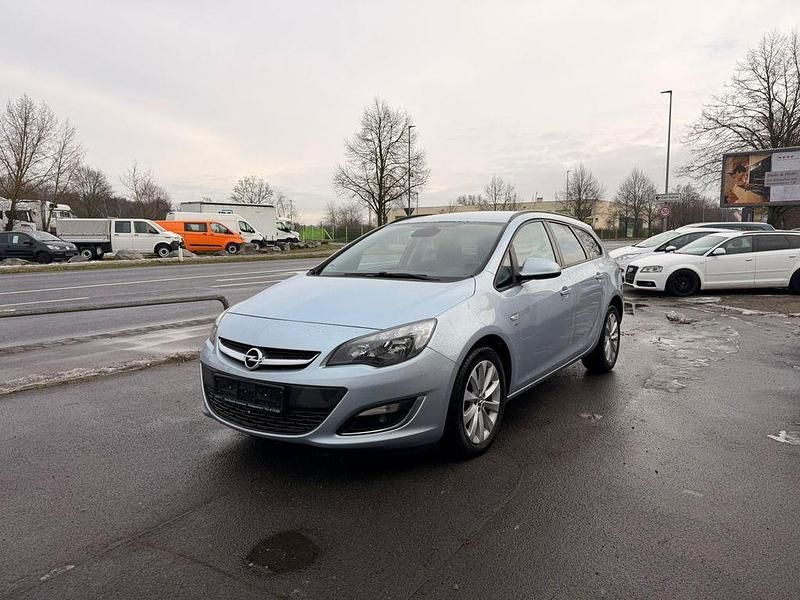 Gebraucht Opel Astra Active 120 PS (88 kW) 2013 Silber Kombi