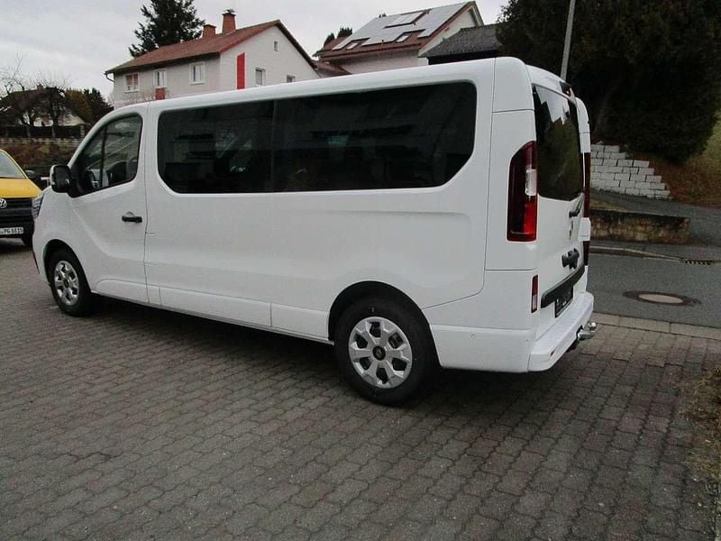Gebraucht Renault Trafic Evolution 150 PS (110 kW) 2024 Gletscherweiss Van / Kleinbus