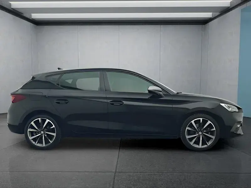 Używany Seat Leon 204 KM (150 kW) 2023 Hatchback