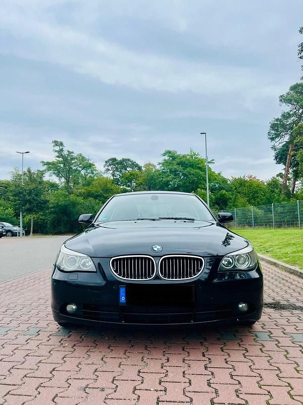 Schwarz Gebraucht 2006 BMW 525 Limousine | 4.500 € (Guter Preis) - Bild 1/4