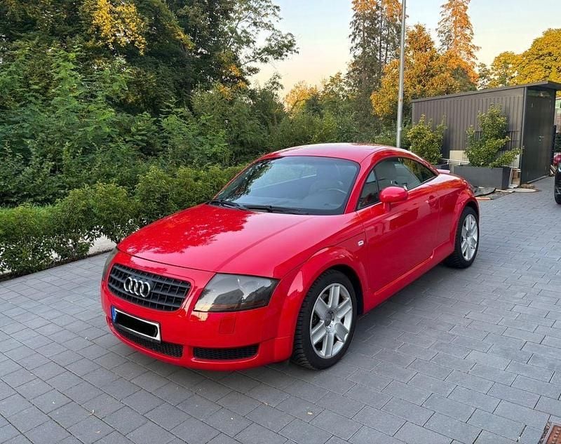 Rot Gebraucht 2004 Audi TT Sport Coupé | 8.990 € (Etwas zu teuer) - Bild 1/4