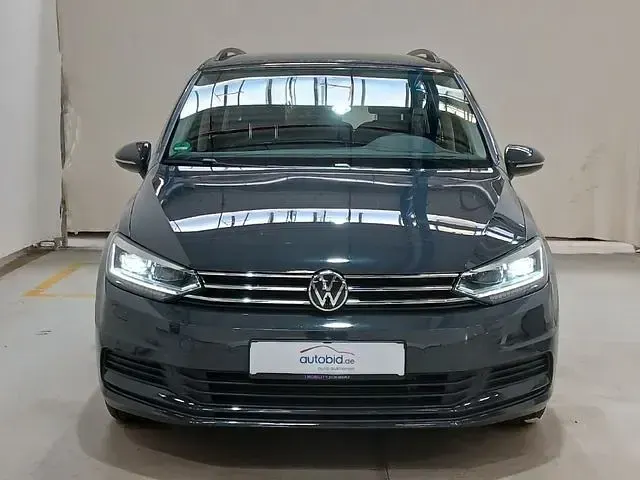 Gebraucht VW Touran Comfortline 150 PS (110 kW) 2024 Graukeine angabe Van / Kleinbus