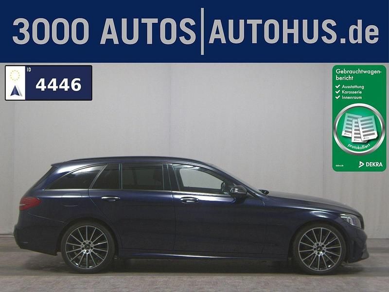 Blau Gebraucht 2020 Mercedes C300 AMG line Kombi | 20.779 € (Superpreis) - Bild 1/4