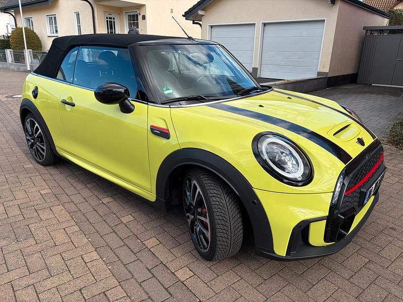 Gebraucht Mini John Cooper Works Cabriolet 231 PS (169 kW) 2022 Gelb Cabrio