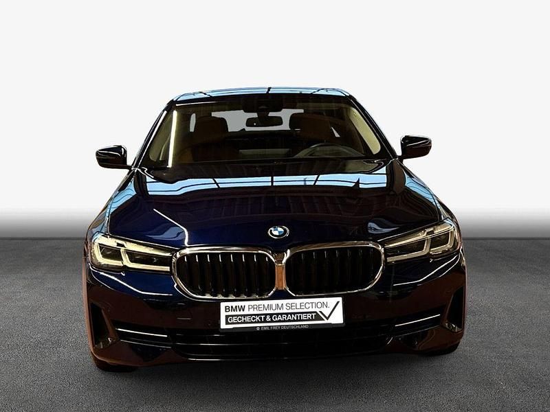 Gebraucht BMW 540 Sport Line 340 PS (250 kW) 2022 Blau Limousine