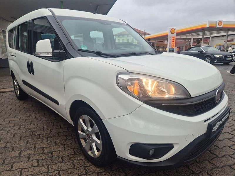 Gebraucht Fiat Doblò 120 PS (88 kW) 2018 Weiß Van / Kleinbus