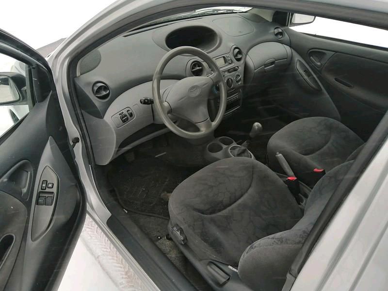 Gebraucht Toyota Yaris 86 PS (63 kW) 2002 Kleinwagen