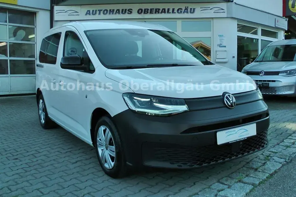 Gebraucht VW Caddy 122 PS (89 kW) 2022 Weiß Van / Kleinbus