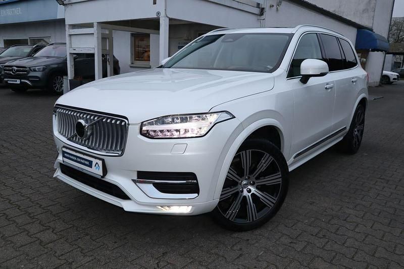 Crystal white Gebraucht 2022 Volvo XC90 Ultimate SUV | 50.980 € (Etwas zu teuer) - Bild 1/4