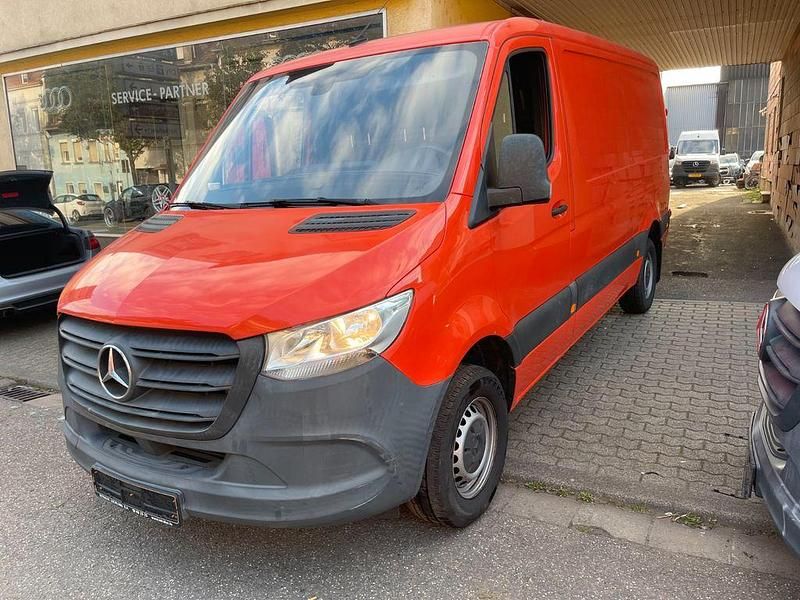 Gebraucht Mercedes Sprinter 114 PS (83 kW) 2019 Orange Van