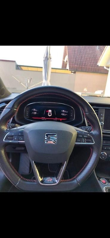 Gebraucht Seat Leon FR 150 PS (110 kW) 2019 Weiß Limousine