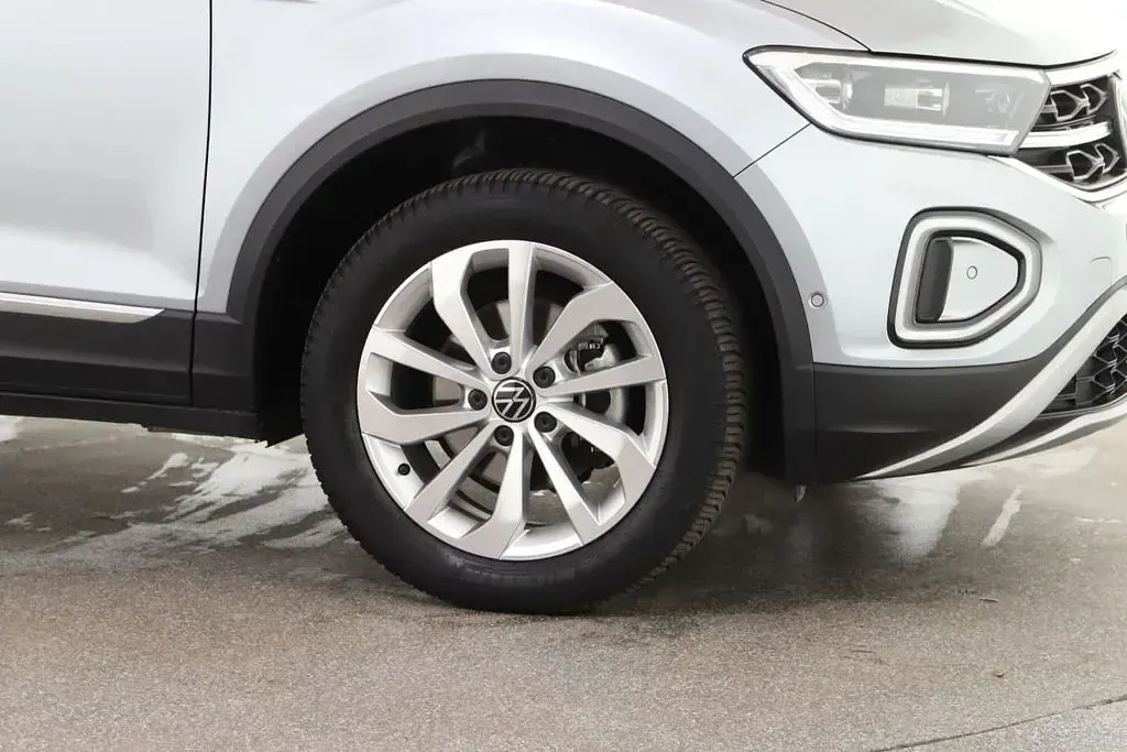 Gebraucht VW T-Roc Style 110 PS (80 kW) 2022 Pyrit silber metallic SUV