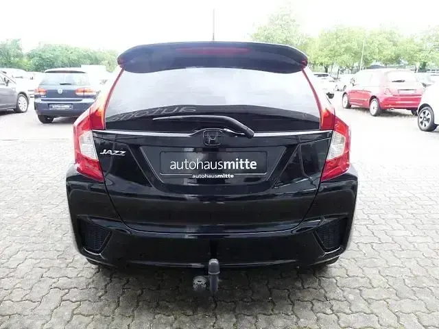Gebraucht Honda Jazz Trend 102 PS (75 kW) 2016 Schwarz Kleinwagen