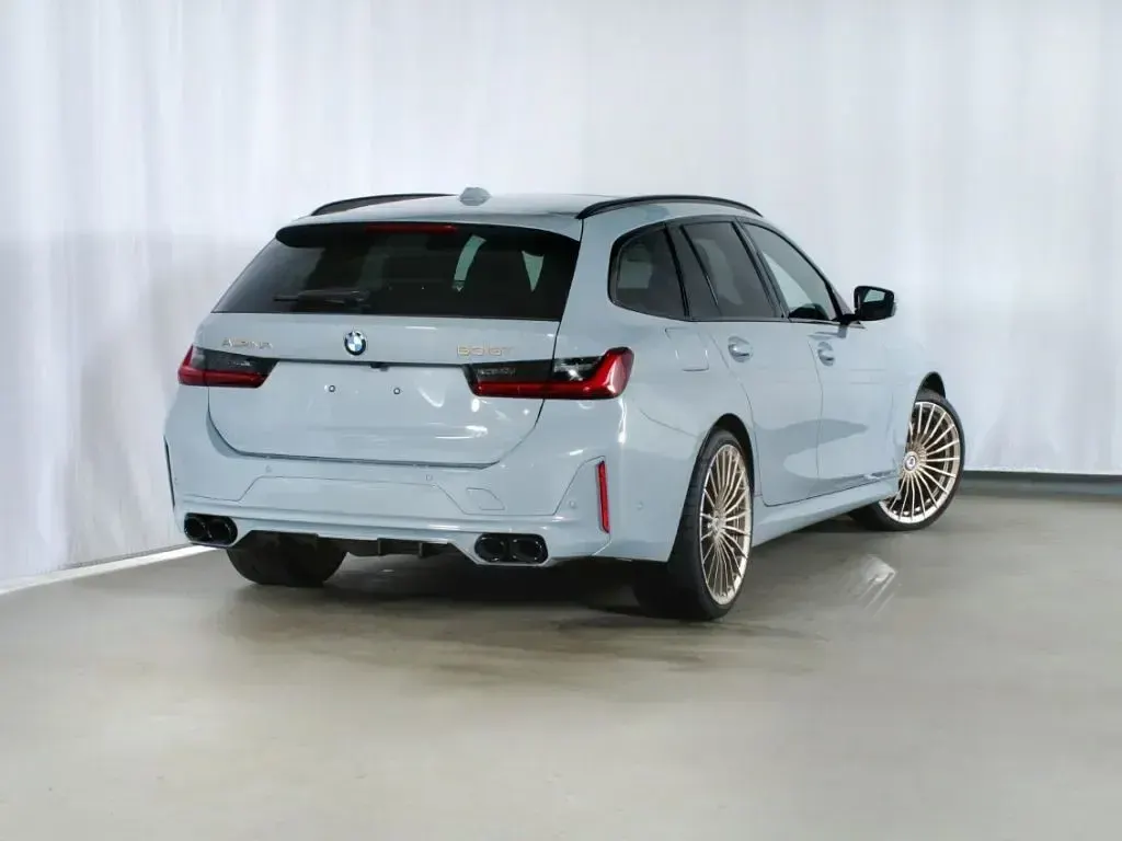 Neu Alpina B3 529 PS (389 kW) 2026 M brooklyn grau Kombi