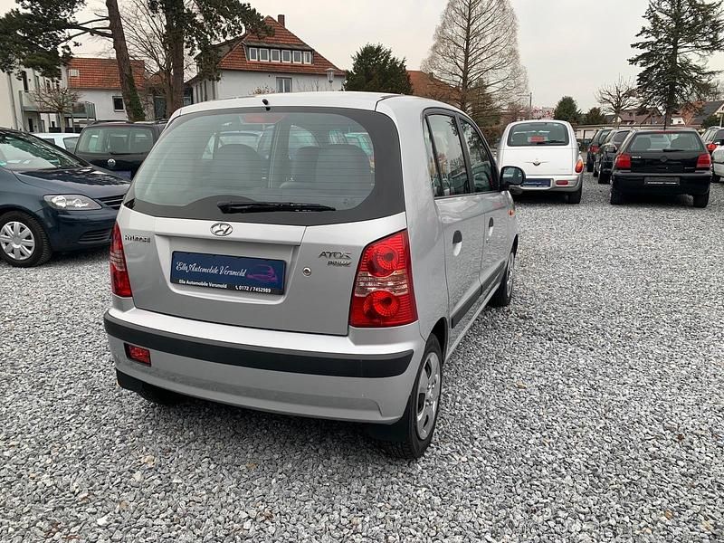 Gebraucht Hyundai Atos 58 PS (42 kW) 2005 Silber Kleinwagen