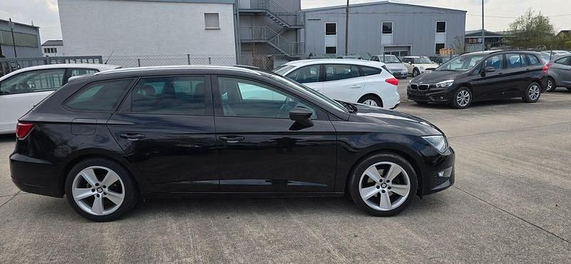 Usado Seat Leon ST FR 150 HP (110 kW) 2015 Preto Carrinha