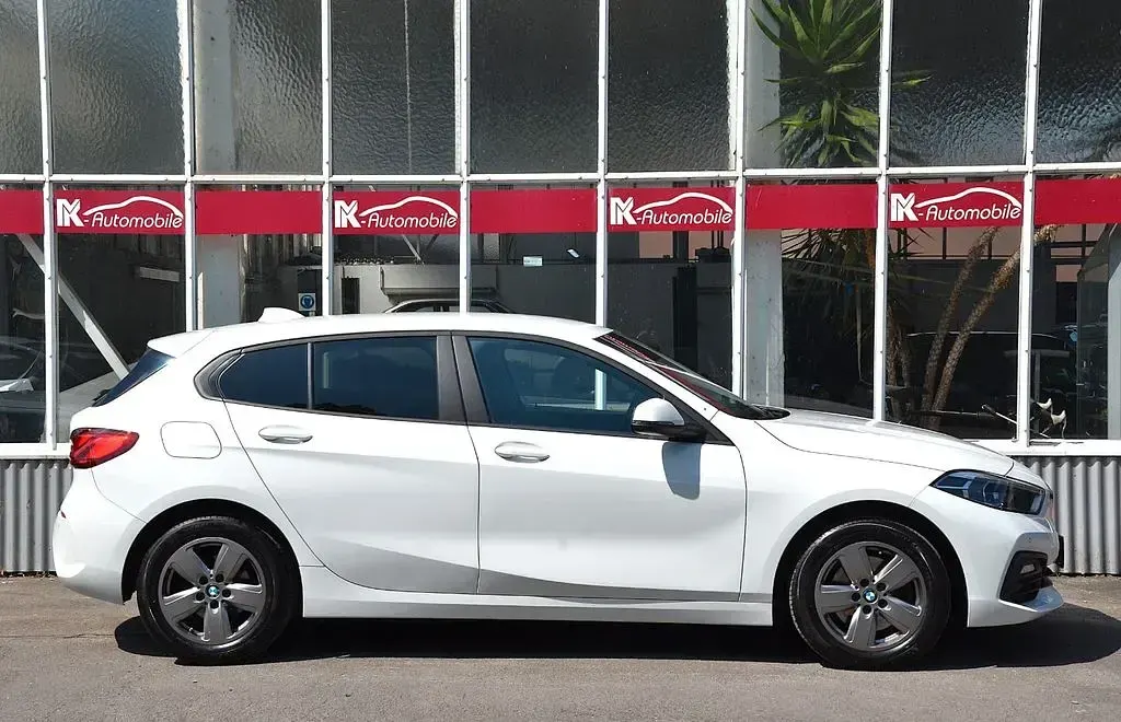 Gebraucht BMW 118 Advantage 136 PS (100 kW) 2022 Weiß Limousine