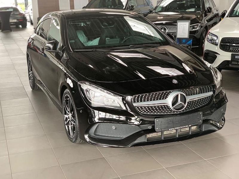 Schwarz Gebraucht 2017 Mercedes CLA220 Shooting Brake Kombi | 17.700 € (Teuer) - Bild 1/4