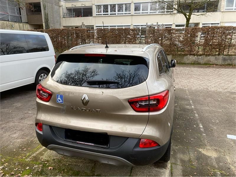 Gebraucht Renault Kadjar 131 PS (96 kW) 2016 Gelb SUV
