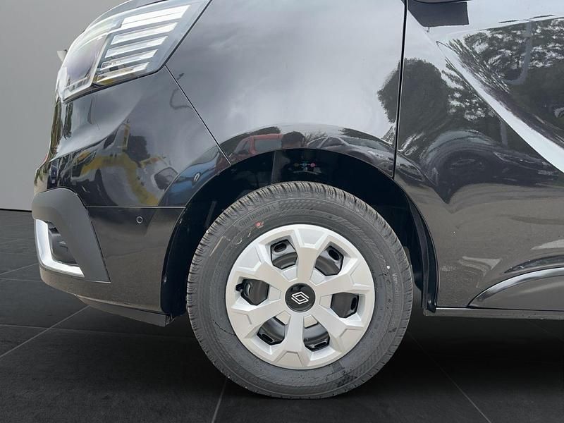 Second-hand Renault Trafic Evolution 151 CP (111 kW) 2025 Negru Monovolum