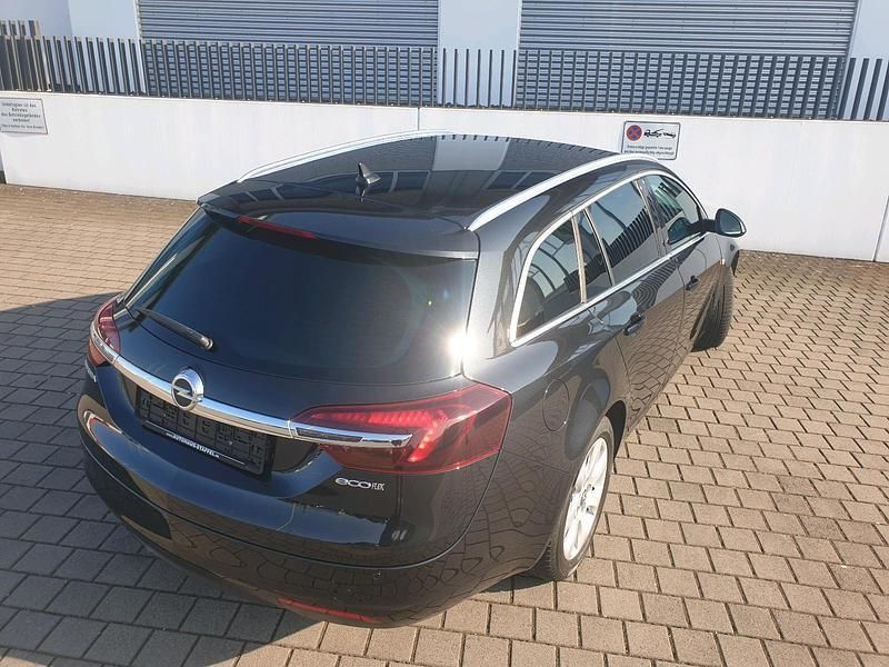 Schwarz Gebraucht 2014 Opel Insignia Kombi | 9.900 € (Etwas zu teuer) - Bild 1/4