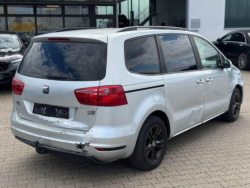 Gebraucht Seat Alhambra Reference 140 PS (102 kW) 2011 Silber Van / Kleinbus