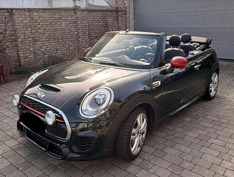Gebraucht Mini John Cooper Works 231 PS (169 kW) 2017 Grün Kleinwagen