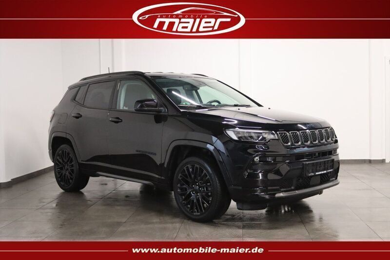 Black clear coat Gebraucht 2022 Jeep Compass SUV | 21.900 € (Guter Preis) - Bild 1/4