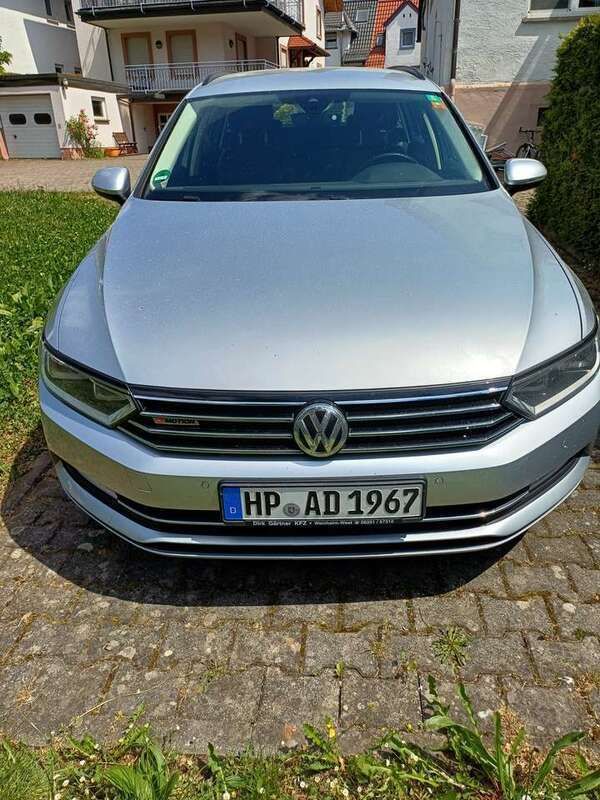 Gebraucht 2016 VW Passat Highline Kombi | 10.500 € (Guter Preis) - Bild 1/4