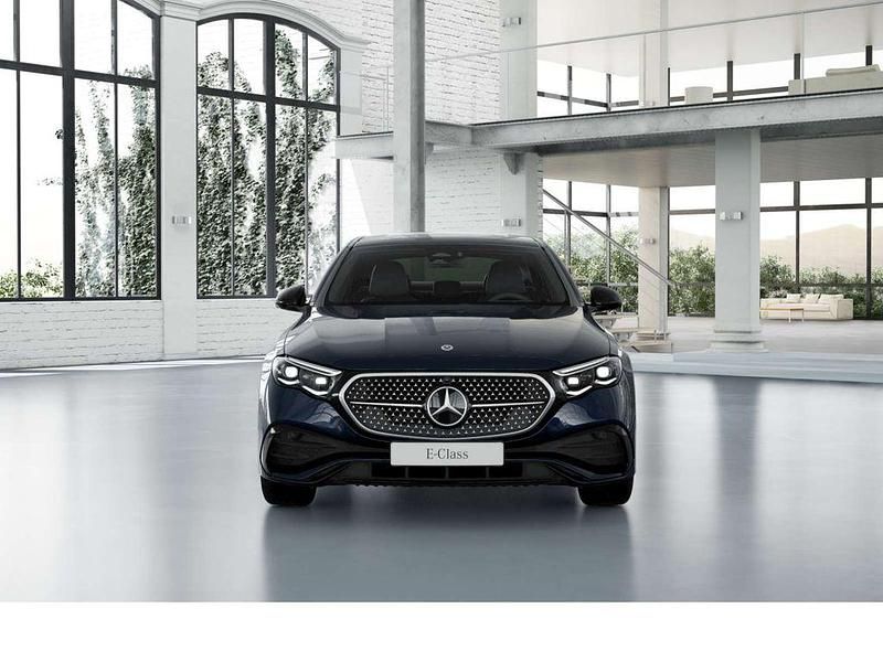 Gebraucht Mercedes E300 AMG 197 PS (144 kW) 2025 Blau Limousine