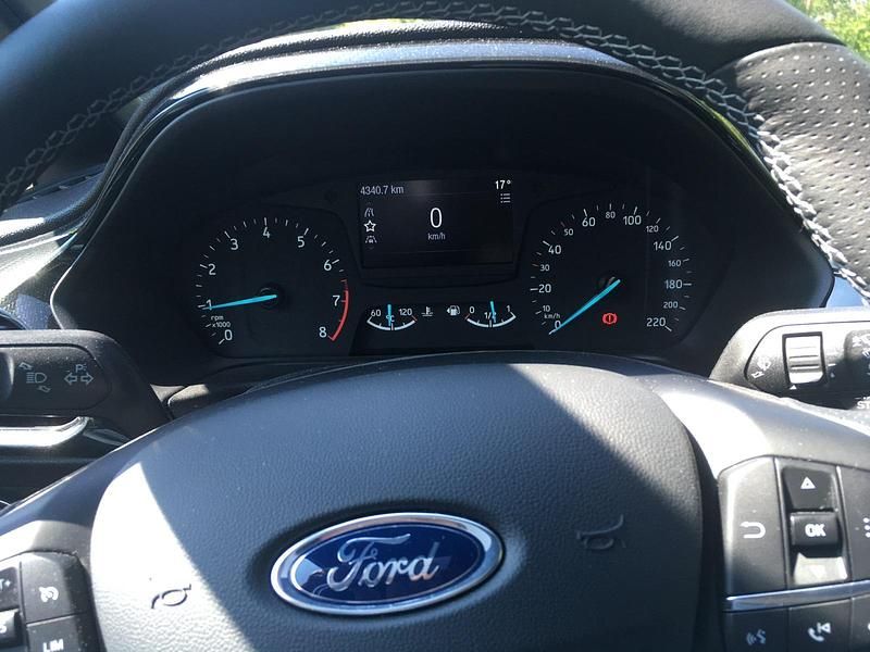 Gebraucht Ford Fiesta ST-Line 140 PS (102 kW) 2018 Grau Kleinwagen