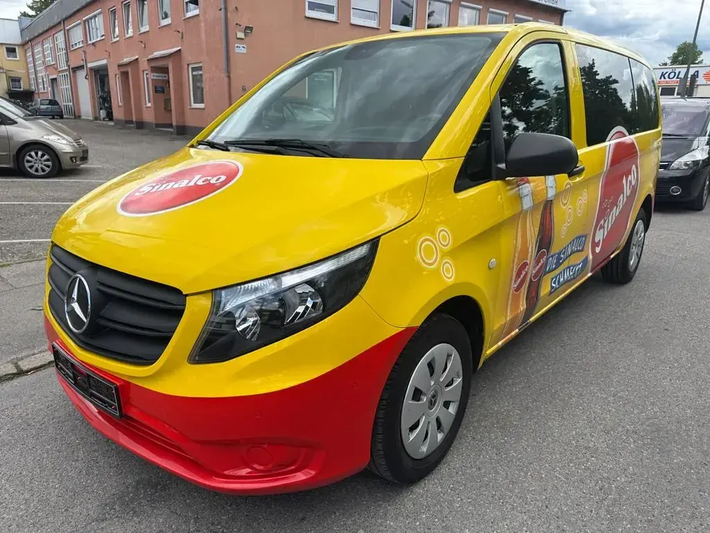 Gebraucht Mercedes Vito 136 PS (100 kW) 2020 Gelb Van