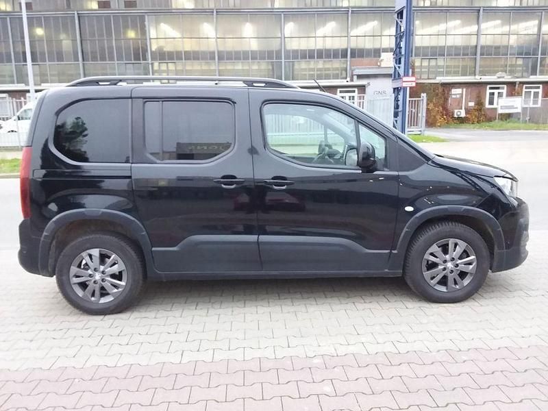 Gebraucht Peugeot Rifter Allure 102 PS (75 kW) 2022 Schwarz Van / Kleinbus