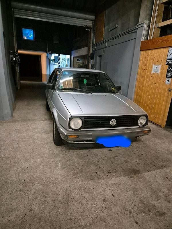 Gebraucht VW Golf II 55 PS (40 kW) 1988 Silber Kleinwagen