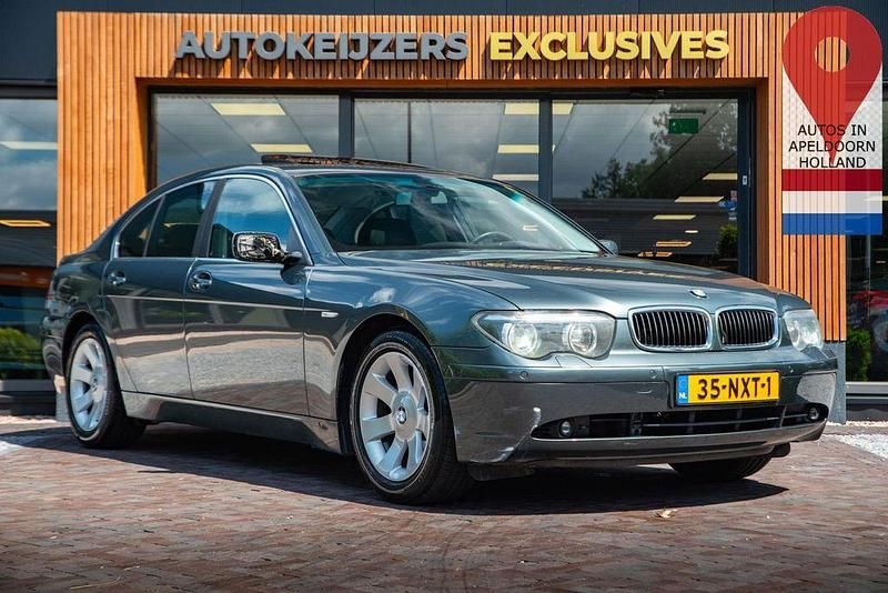 Grau Gebraucht 2004 BMW 735 Limousine | 8.900 € - Bild 1/4