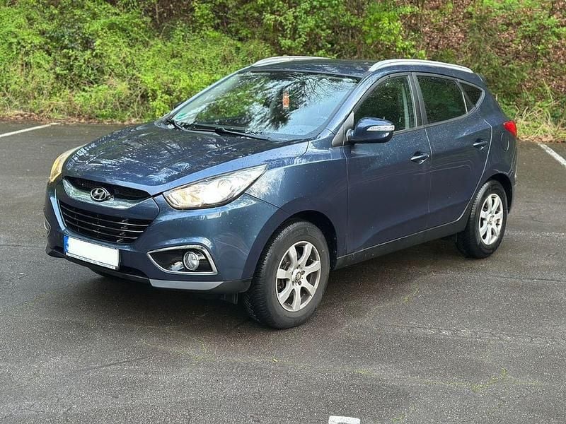 Blau Gebraucht 2010 Hyundai ix35 Style SUV | 7.200 € (Fairer Preis) - Bild 1/4