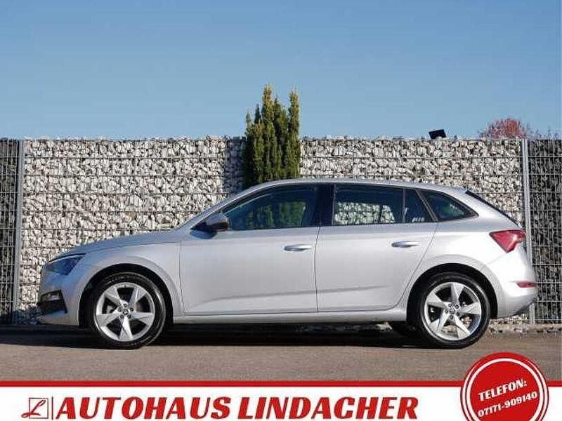 Gebraucht Skoda Scala Style 150 PS (110 kW) 2020 Brilliantsilbermetallic Kleinwagen