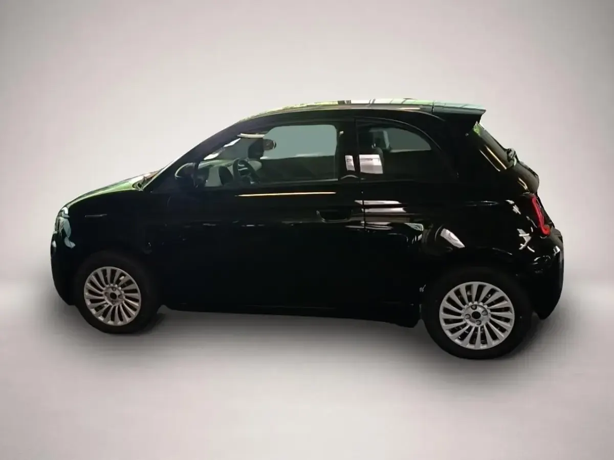 Neu Fiat 500 Pop 65 PS (47 kW) 2026 Manufacturer Limousine