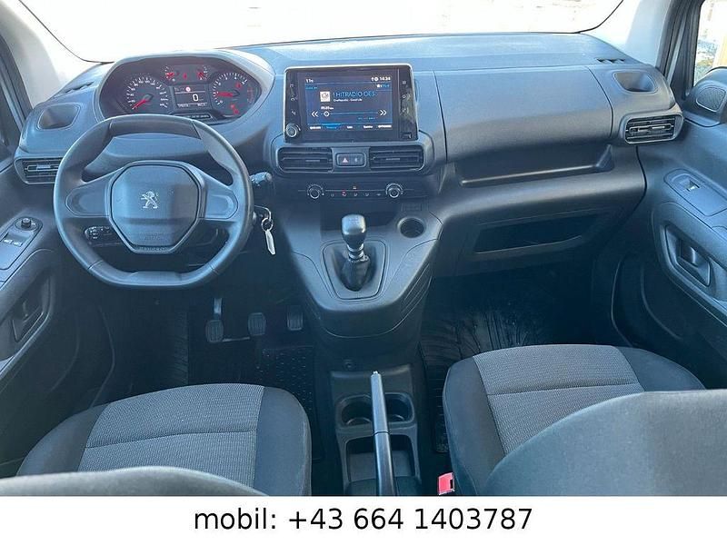 Gebraucht Peugeot Rifter Active 102 PS (75 kW) 2022 Grau Van / Kleinbus