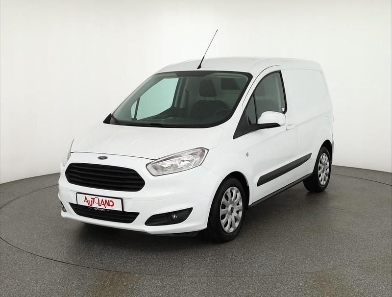 Weiß Gebraucht 2018 Ford Transit Trend | 13.990 € (Teuer) - Bild 1/4